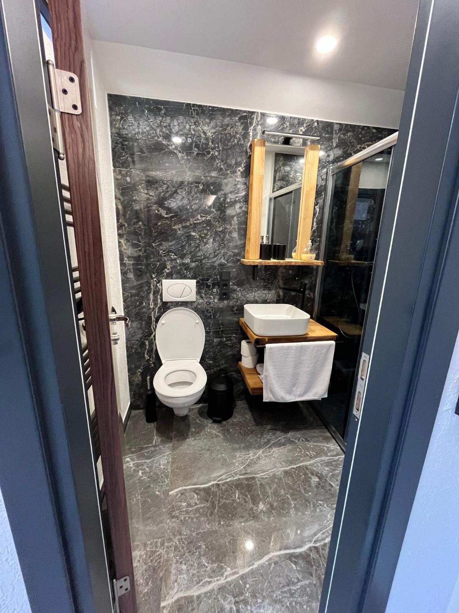 Pension Beyoglu Galata Stolberg  Buitenkant foto